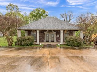 3110 Halls Ferry Rd, Vicksburg, MS 39180