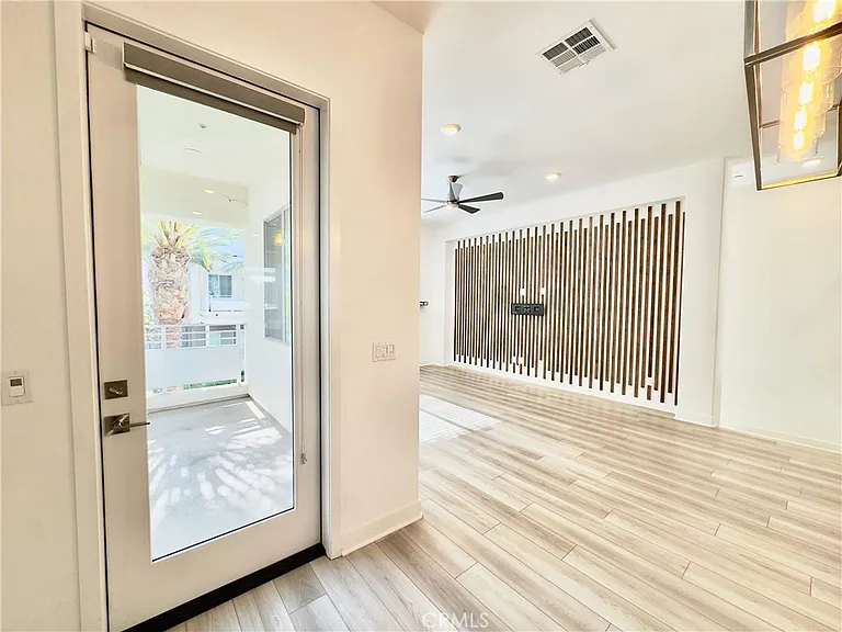 1868 S Westside Dr #28 — Photo 12