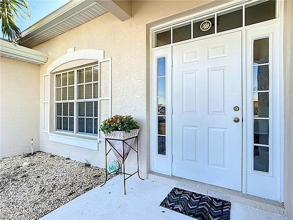 3rd image of 23385 Olde Meadowbrook CIR