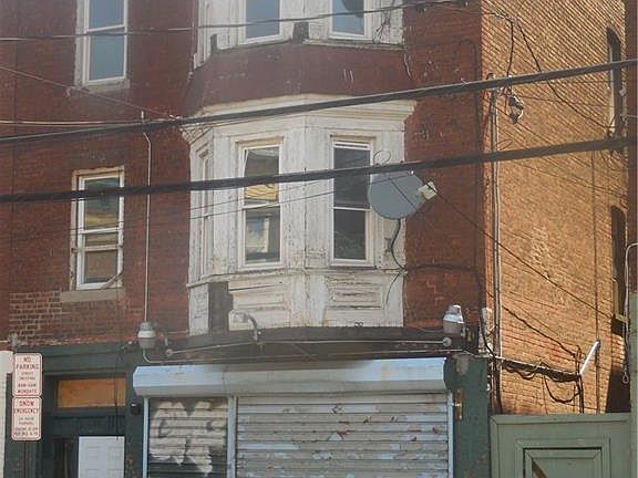 2nd image of 14 Liberty St