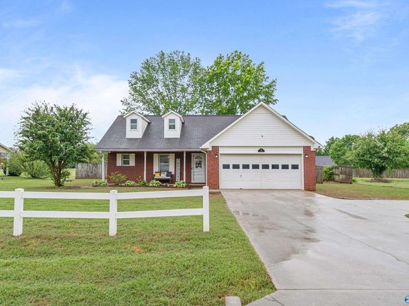 982 Bell Factory Rd, Huntsville, AL 35811