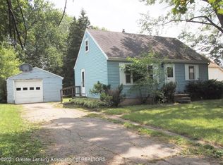 6057 Hughes Rd, Lansing, MI 48911