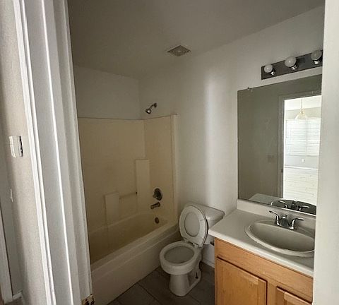 3rd image of 10681 W Willow Ln