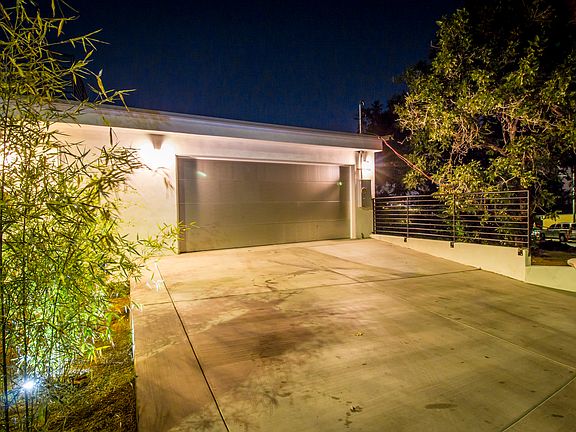 2nd image of 5015 La Calandria Dr