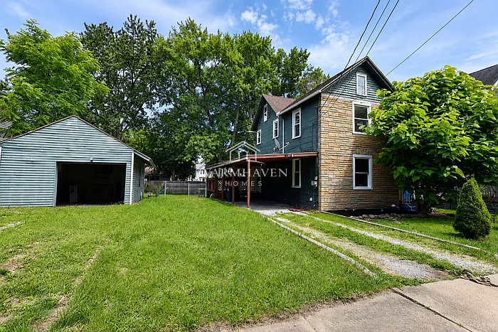 123 Gale St