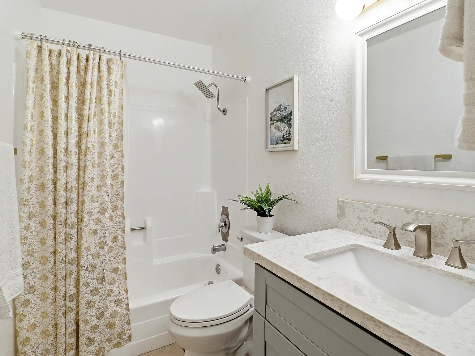 2 bed, 1114 sqft, $5,500 — Photo 4