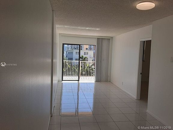4th image of 1900 Diana Dr #B3