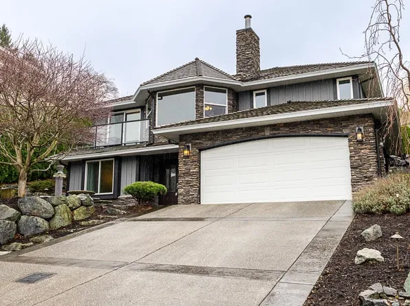 2259 Mountain Dr, Abbotsford, BC V3G 1E4