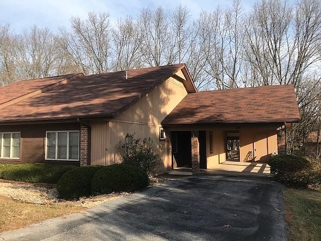 1st image of 29 Walter Dr