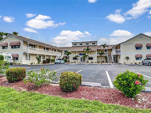 5th image of 6151 Estero Blvd APT 2