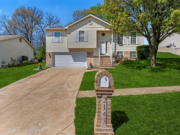 2143 San Simeon Dr, Arnold, MO 63010