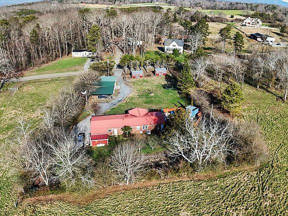 4th image of 719 Sunlight Rd