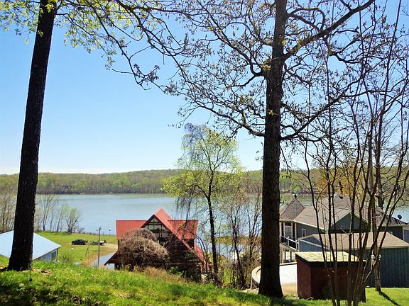 4th image of 97 Lake Hill Dr