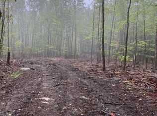 2 Middle Rd, Waterboro, ME 04087