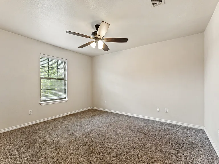 100 Sendero Dr — Photo 16