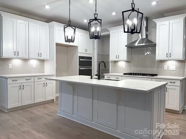 9854 Quercus Ln, Huntersville, NC 28078