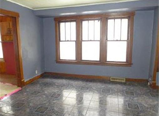 2nd image of 113 S White Ave