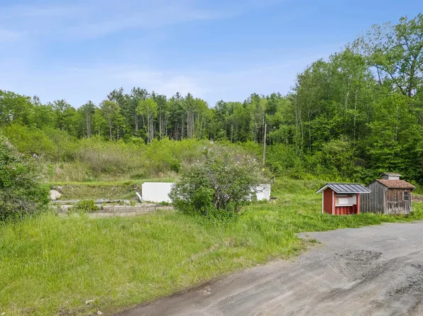 5894 VT RT 14, Royalton, VT 05068