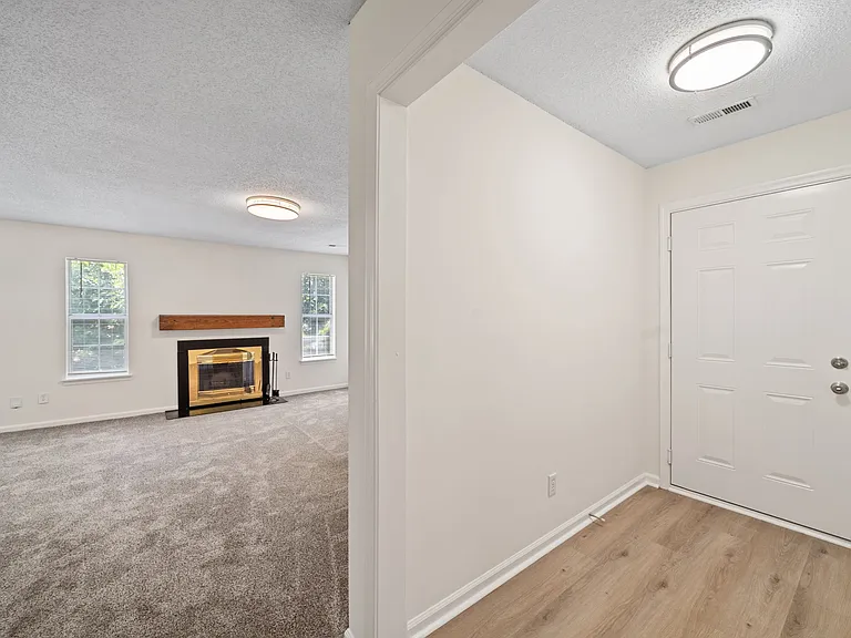 4228 Edith Ln #D — Photo 16