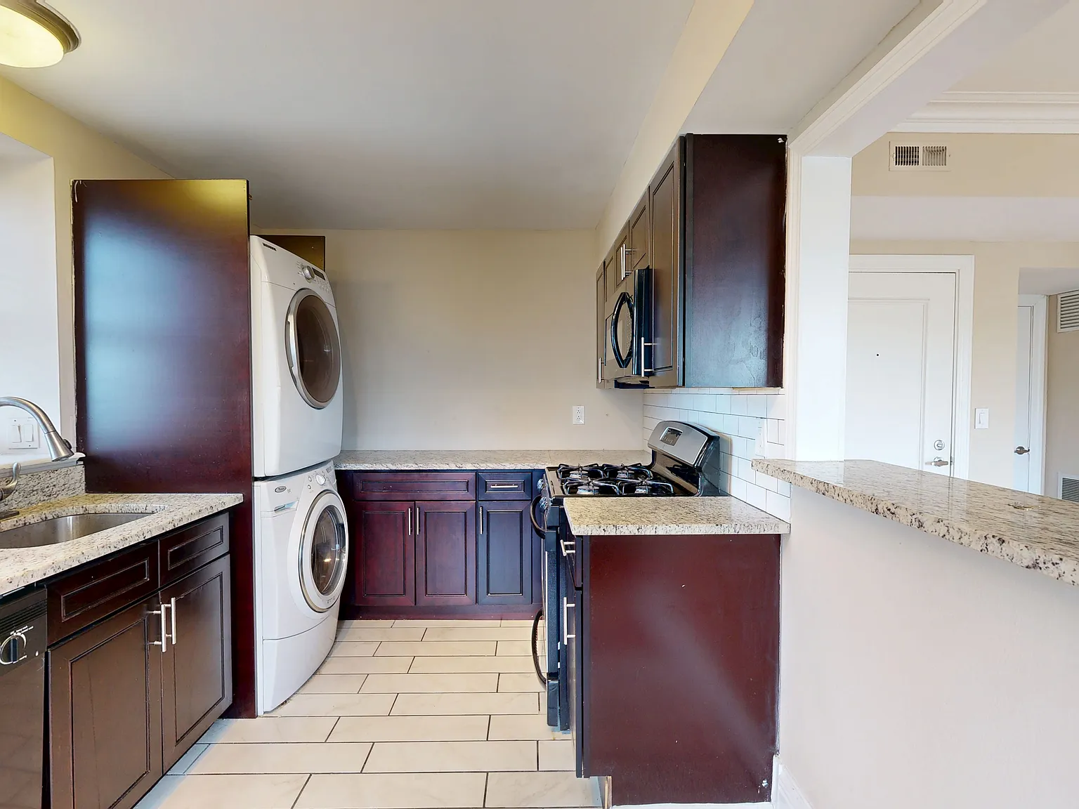 1 bed, $1,000 — Photo 3