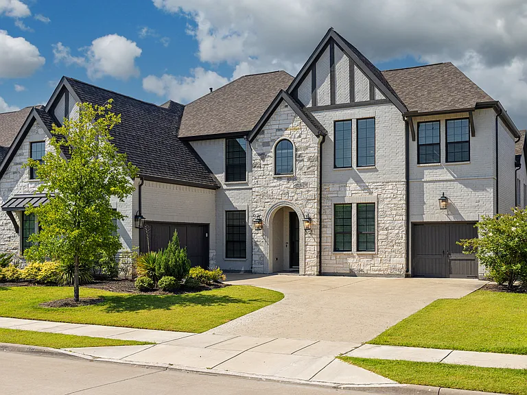 1611 Cottonwood Trl — Photo 8