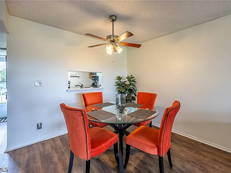 6220 Augusta Dr #309 — Photo 9