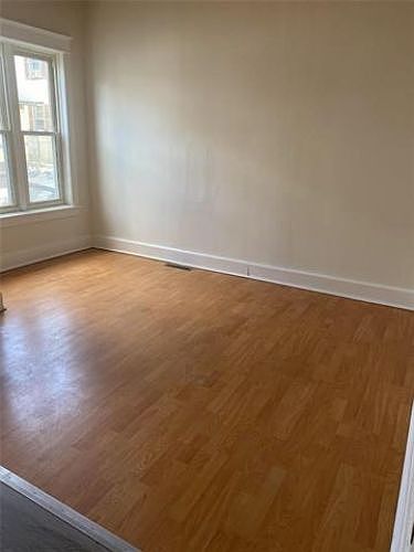 2nd image of 1690 Newport Ave #6
