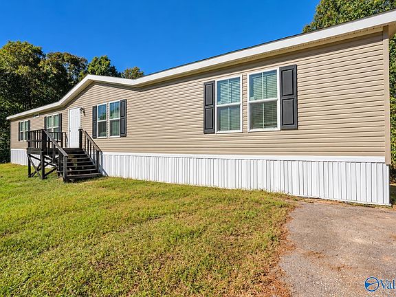 3rd image of 561 County Road 287