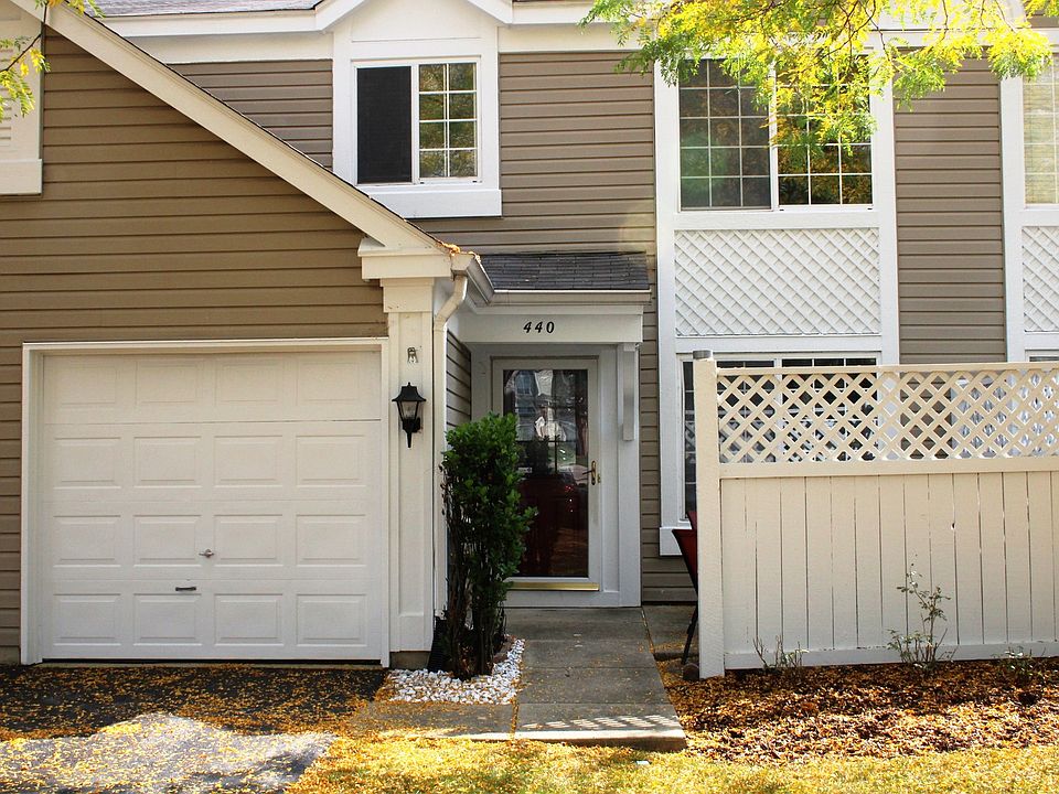 1st image of 440 Thomas Jefferson Ct #440