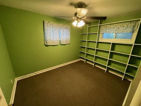 5th image of 15362 Coleman Ave
