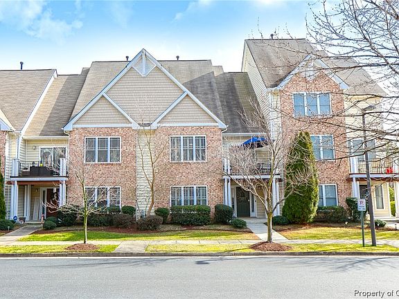 2nd image of 952 Hollymeade Cir
