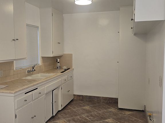 4th image of 5628 Ash St