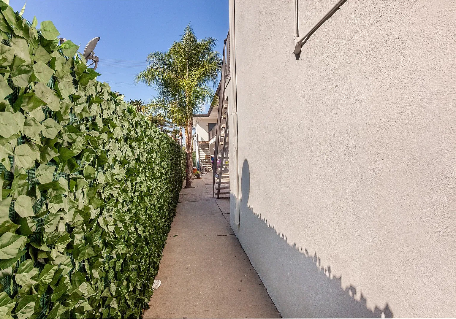 Beautiful Remodeled 1 bedroom in Long Beach — Photo 3