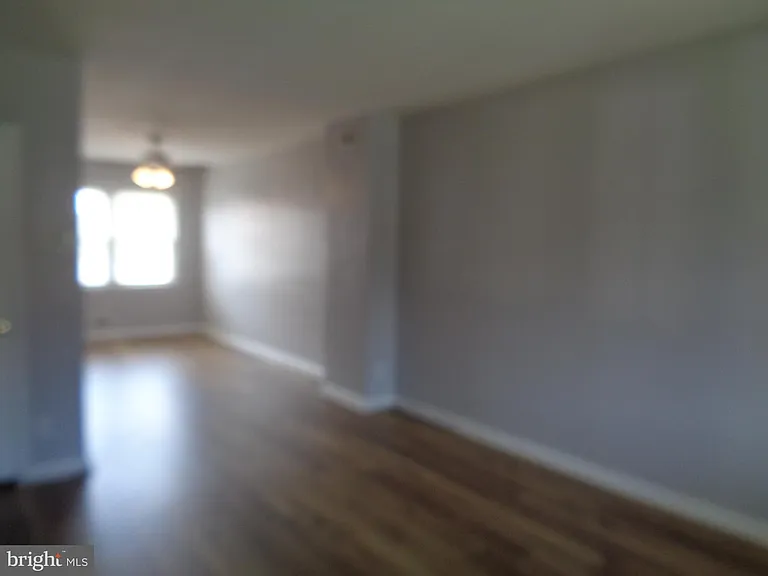 2245 Graythorn Rd — Photo 5