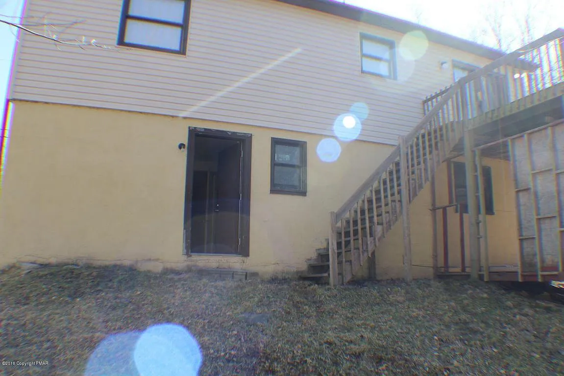 7917 Sleepy Hollow Dr photo 1