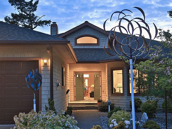 5th image of 2476 Avalon Ln