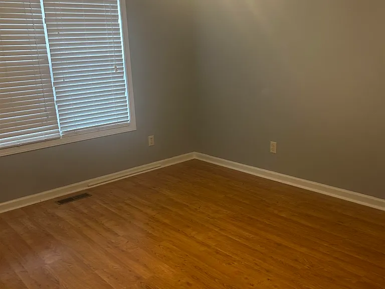 125 Joyce Dr — Photo 11