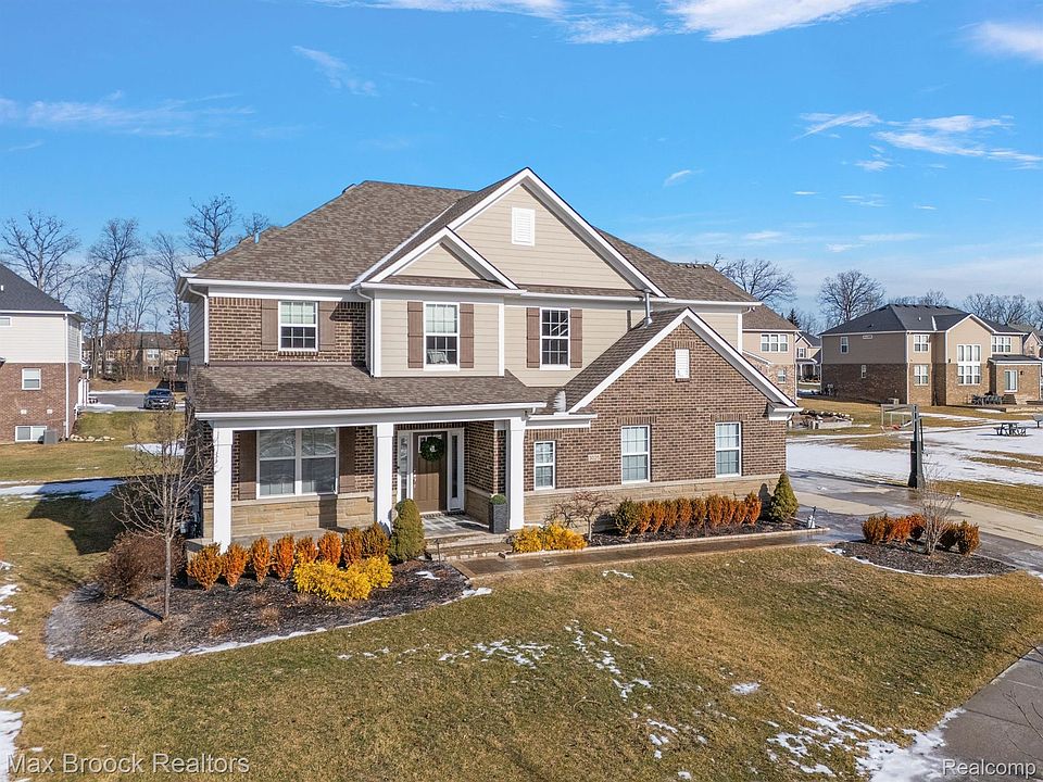 1st image of 3025 Dalton Dr