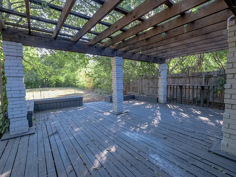 8201 Llano Ave — Photo 7