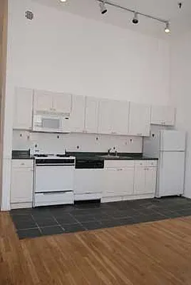 Rented by Buchbinder & Warren | media 9