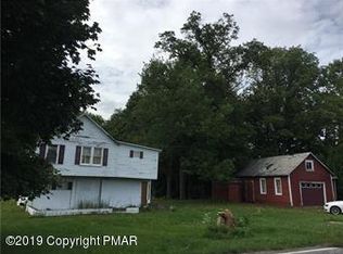 1611 Church Rd, Pen Argyl, PA 18072