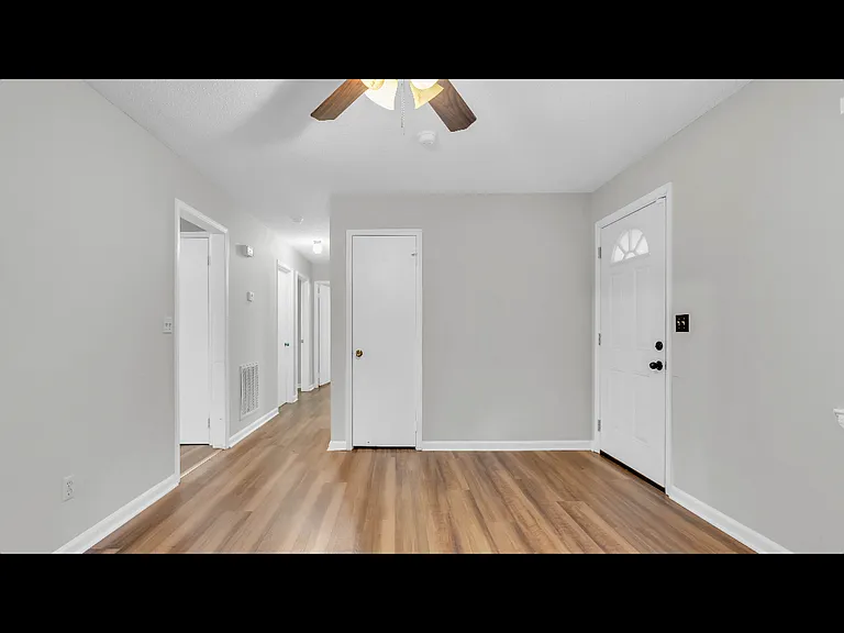 6923 Barter Dr — Photo 5