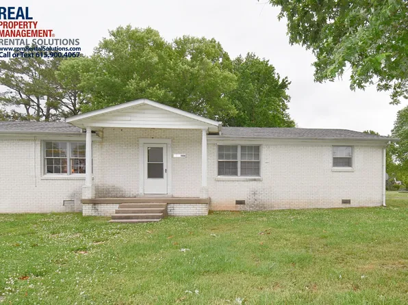 1513 Lakeshore Dr, Murfreesboro, TN 37130