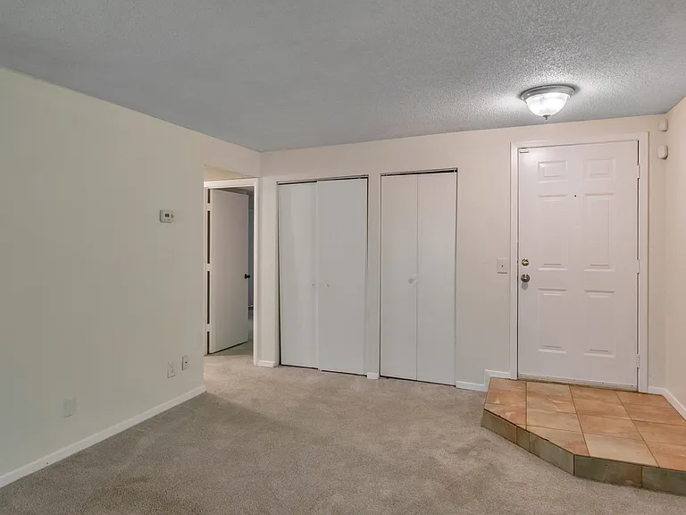 245 Seasons Pkwy #1 — Photo 4
