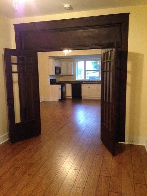 2nd image of 400 S 4th St APT B