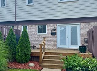 193 Sheffield Dr, Saline, MI 48176