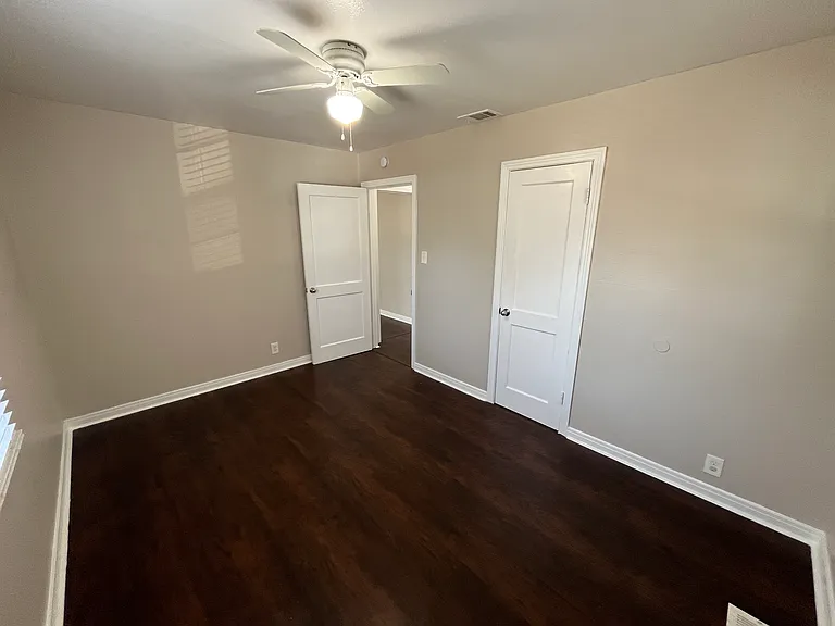 1319 Hansboro Ave — Photo 10