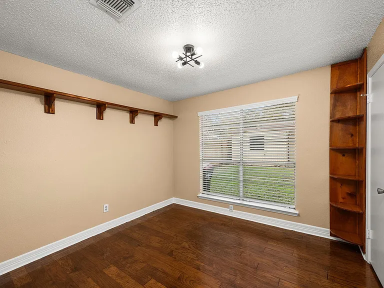 1014 Three Forks Dr — Photo 14