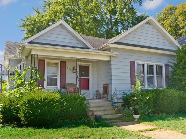 303 W Larue St, Streator, IL 61364