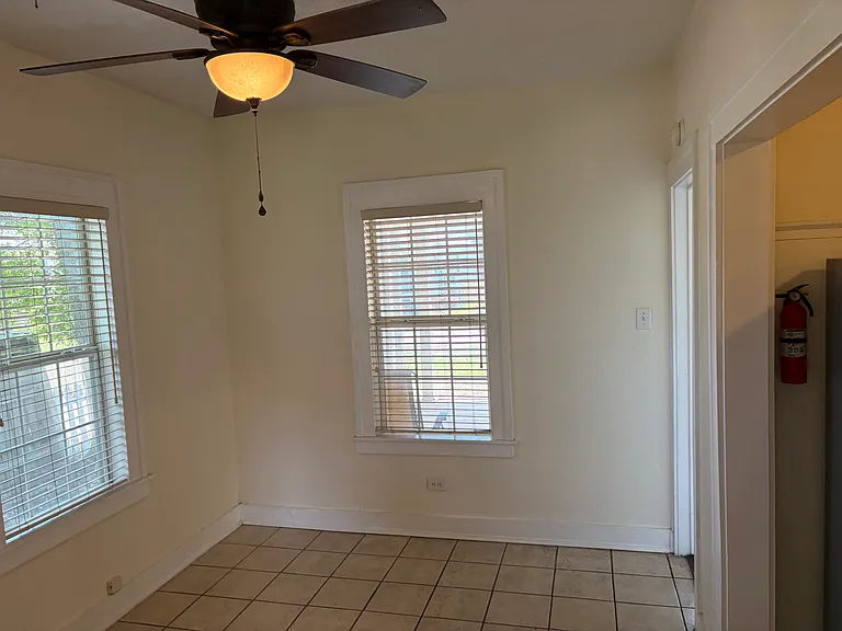 4214 Central St — Photo 5